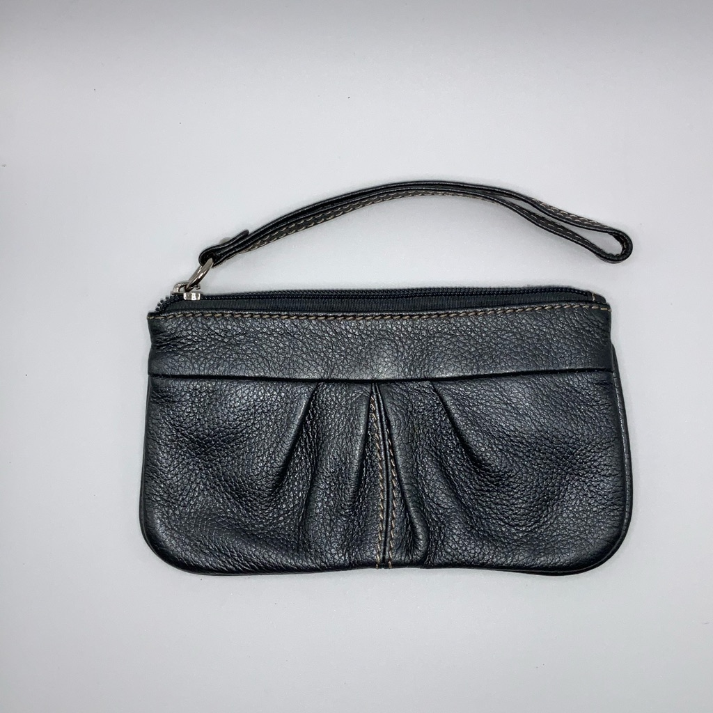 Celsius Leather Wristlet